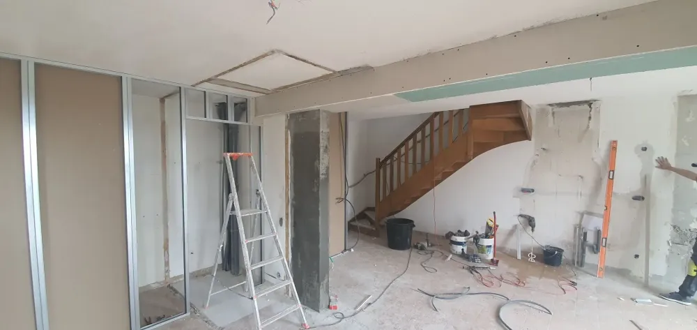 Travaux de rénovation intérieure et extérieure avec Awebp