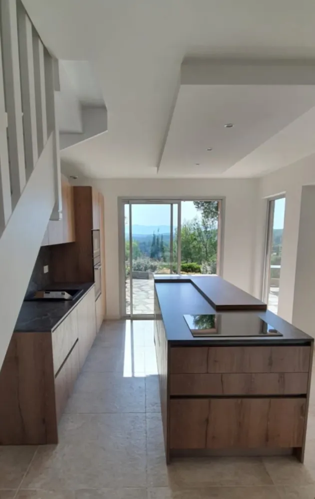 pose de faux plafond à Roquebrune-sur-Argens